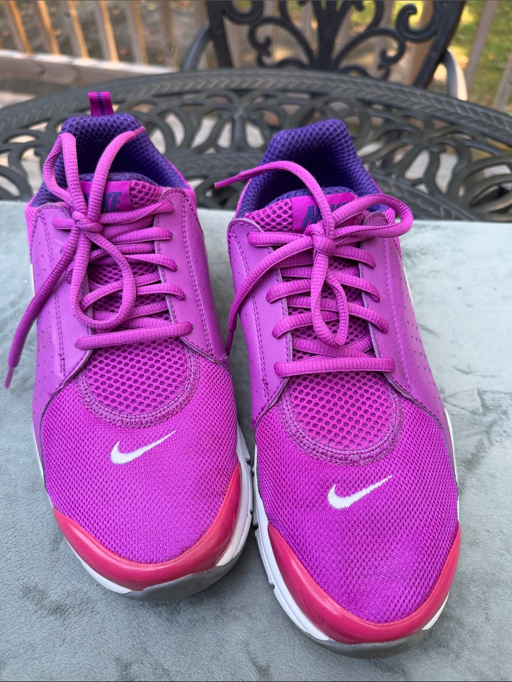 Nike Women’s Pink-Magenta Mesh Running Sneakers